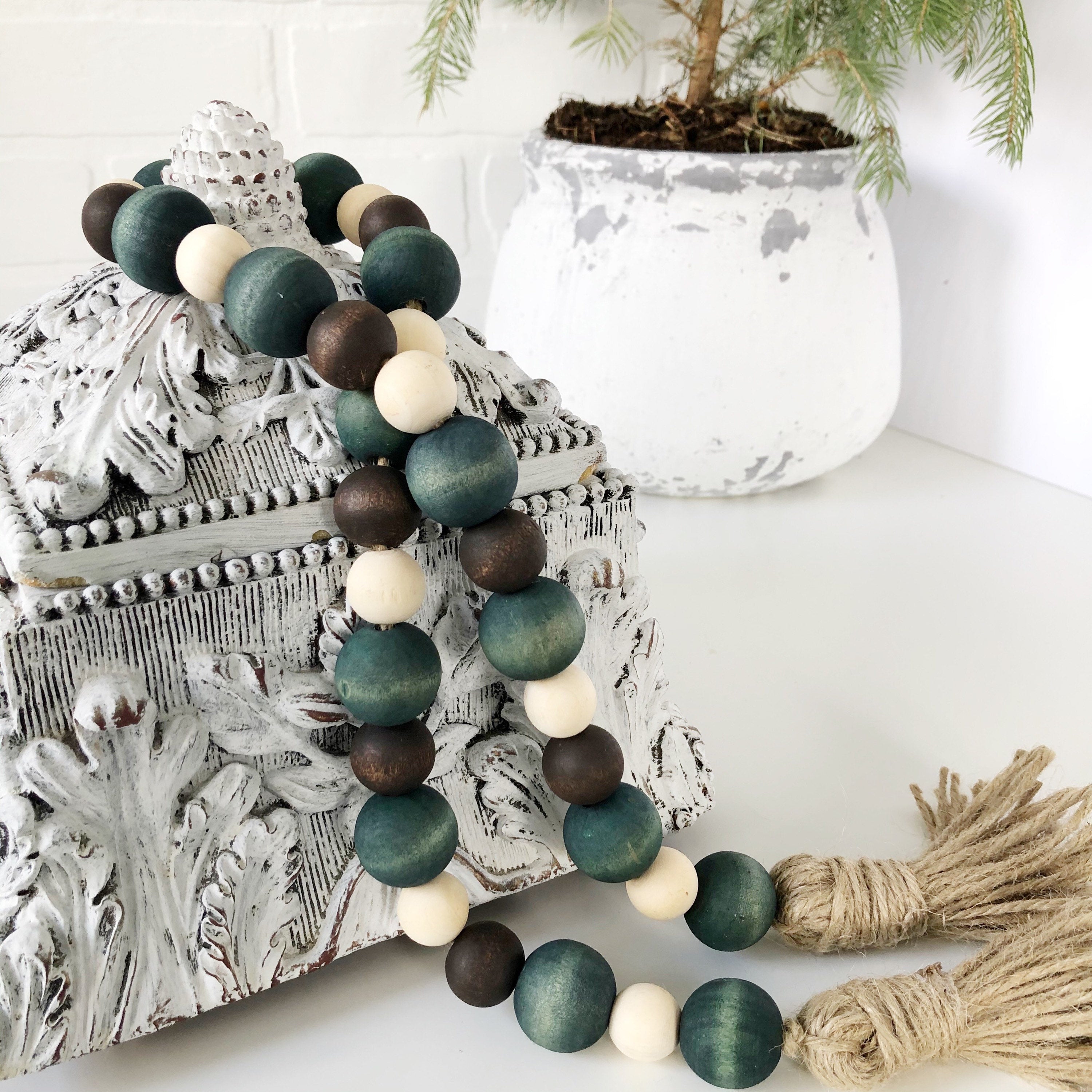 Up To 82% Off on Wood Bead Garland Farmhouse H